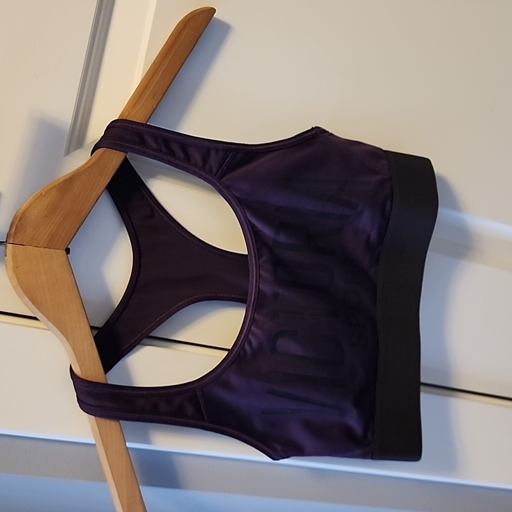 Victoria Secret Sport purple/black sports bra!